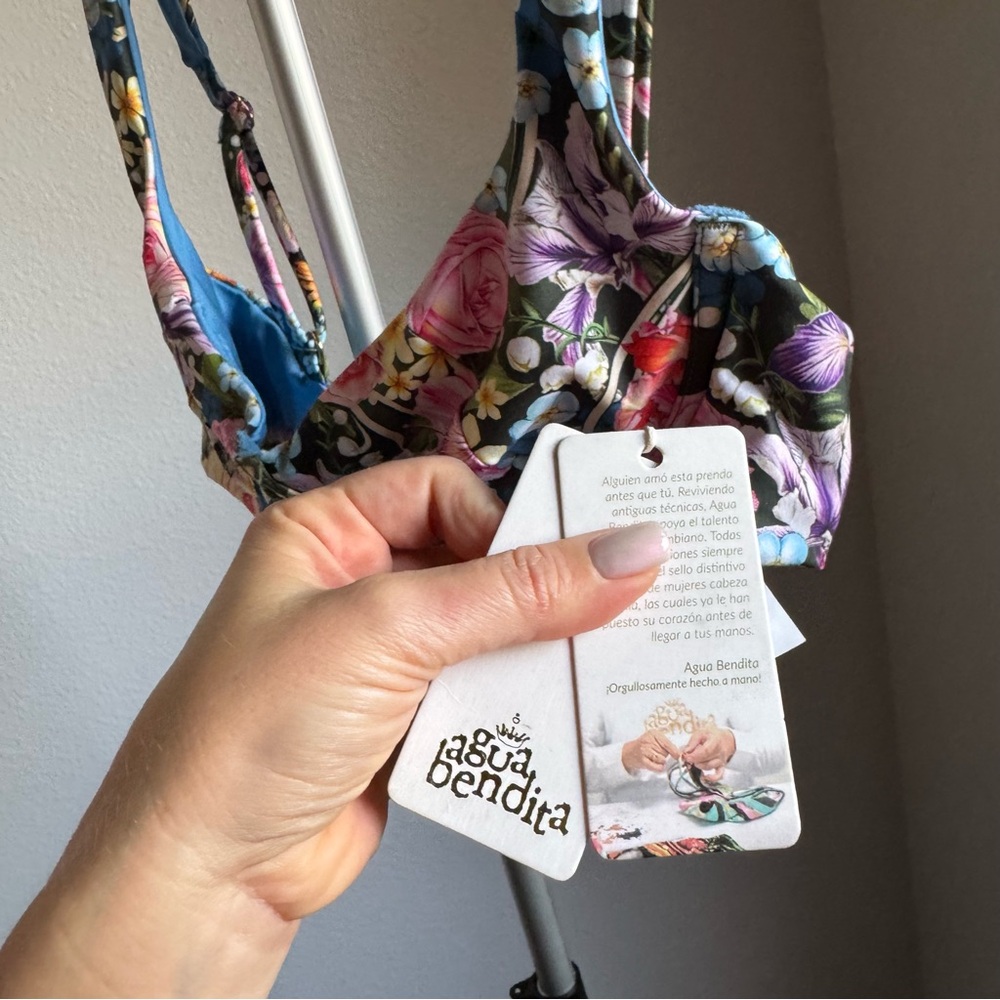 NWT AGUA BENDITA Balena Dreamin Bikini Top In Pink Floral Multi Sz S - Picture 12 of 12